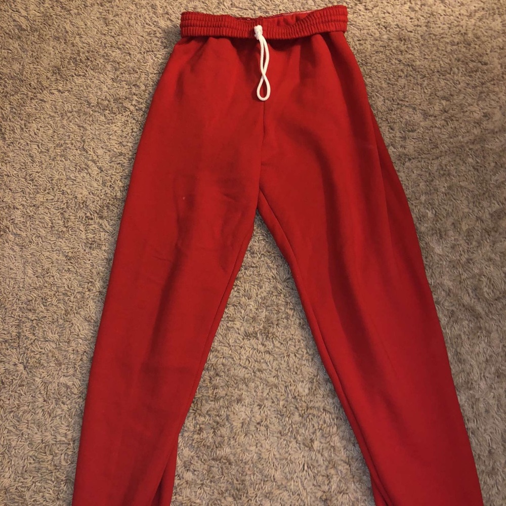 red cuffed sweatpants